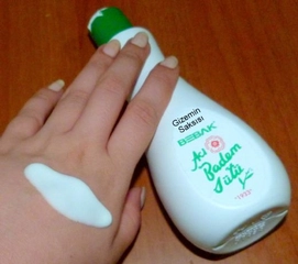 Acı Badem Sütü Kremi Nasıl Kullanılır?